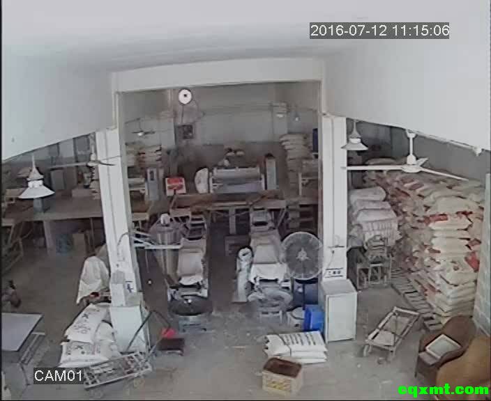 104453sg5g7i755bzk5i9u.jpg